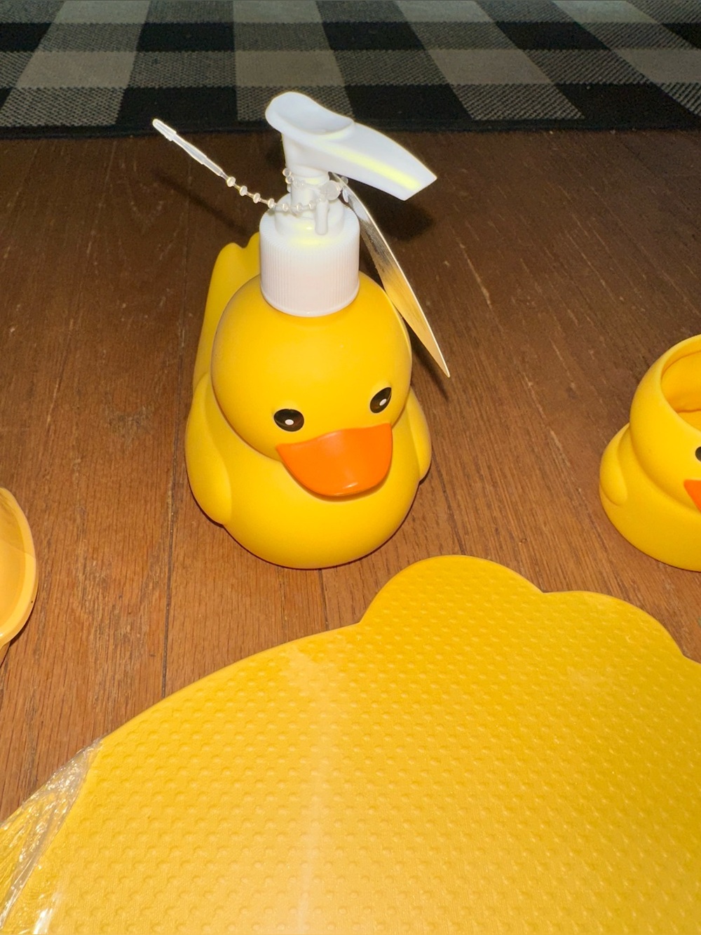 Target Yellow Rubber Duck Bath Accessory Set - Picture 5 of 14